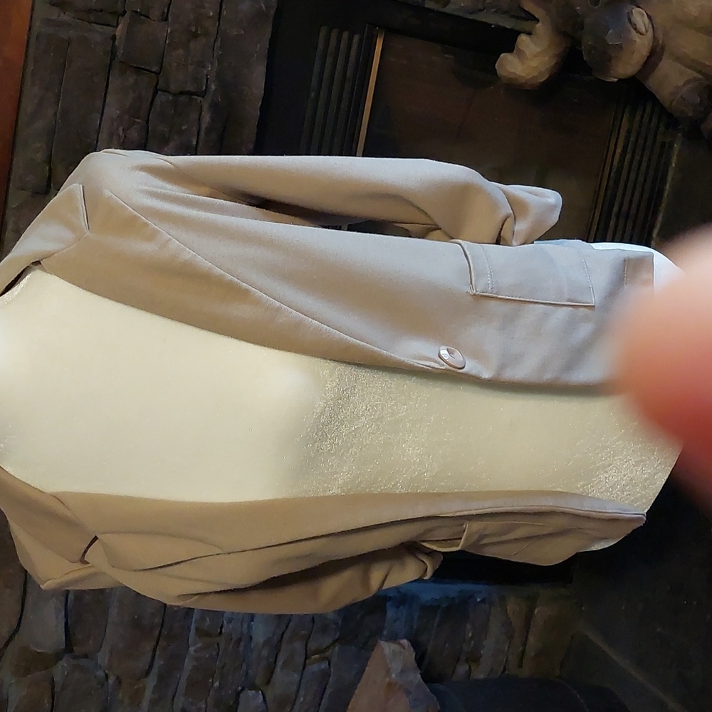 Jacket - Picture 2 of 5
